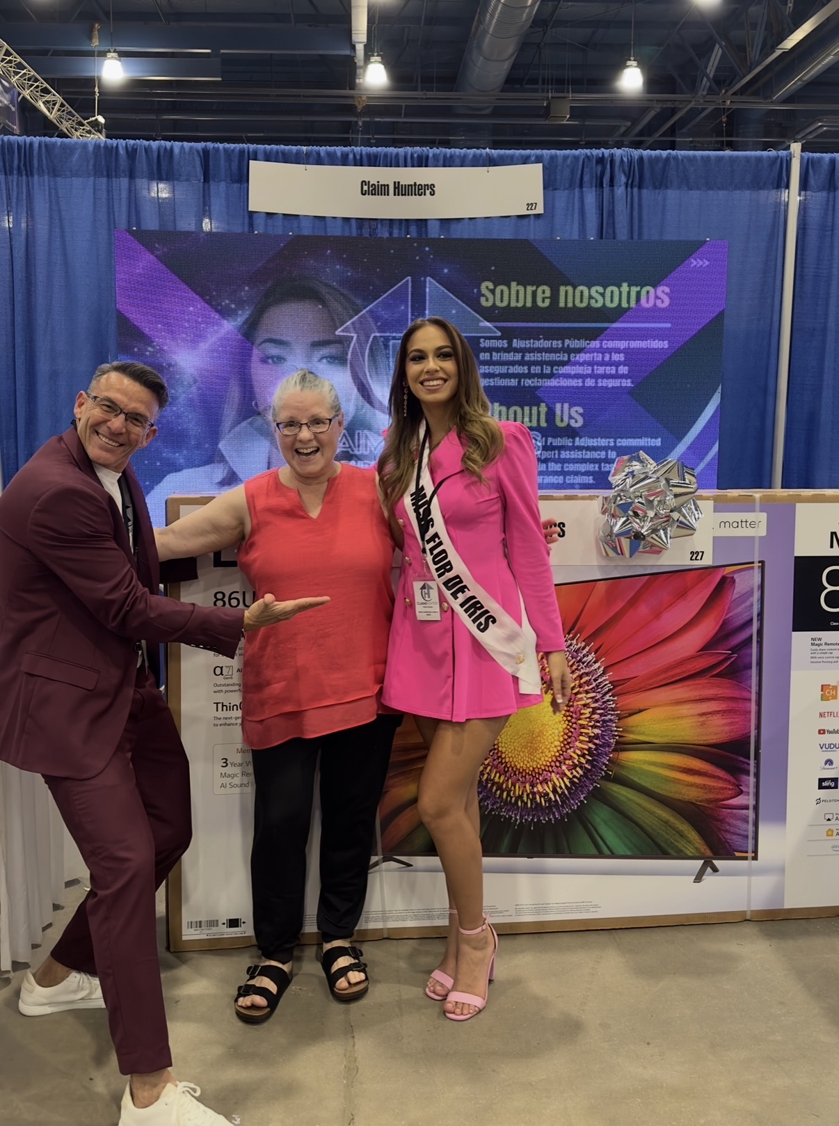 Claims Hunters en feria comunitaria de Telemundo
